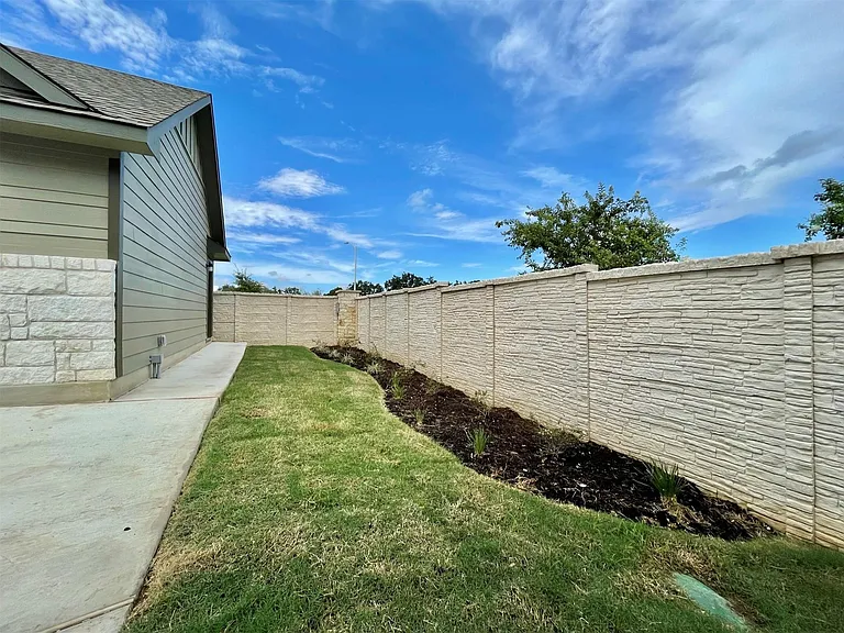 1517 Cobblecrest Ln — Photo 36