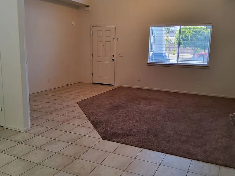 1414 Blueberry Ave — Photo 6