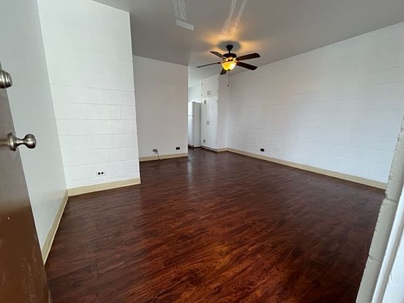 2nd image of 915 Birch St #305