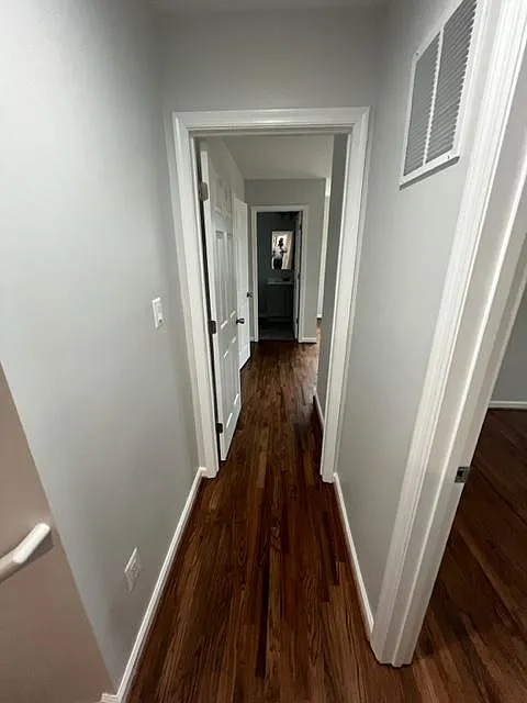 4 bed, 1971 sqft, $3,700 — Photo 3