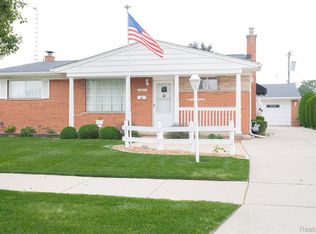 14217 Huntington St, Riverview, MI 48193