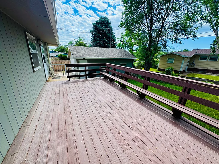 3929 Lakeview Dr — Photo 28