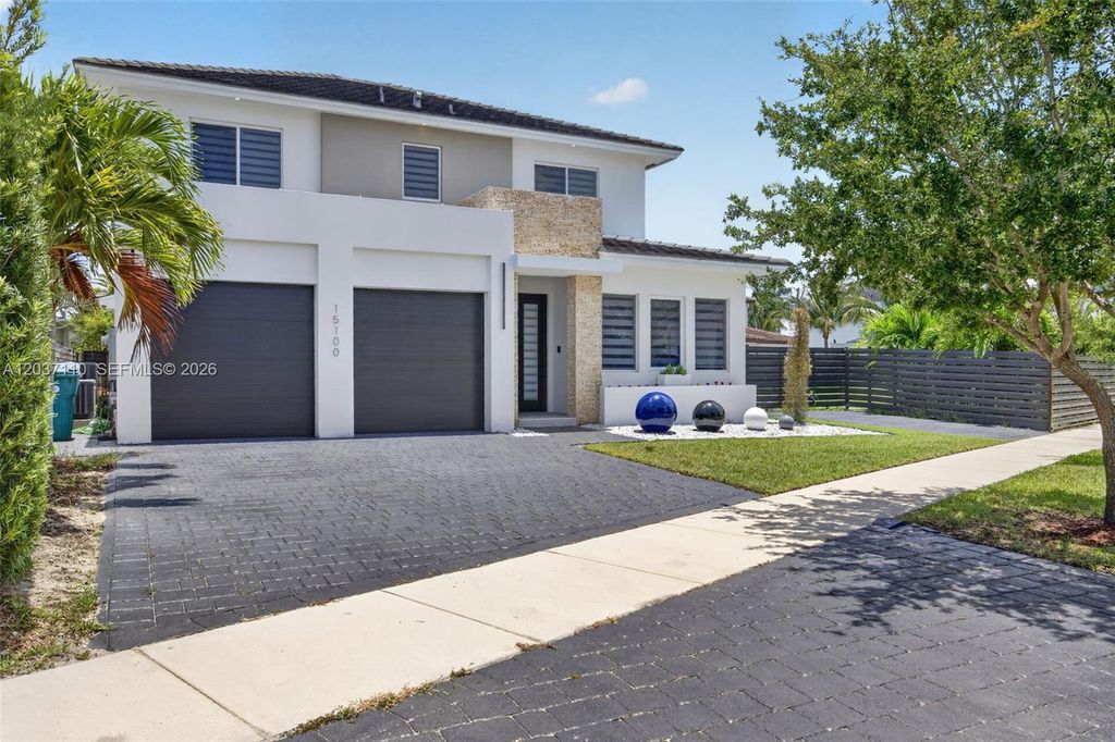 15100 SW 175th St, Miami, FL - View 2
