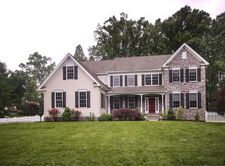 20 Longcourse Ln, Paoli, PA 19301