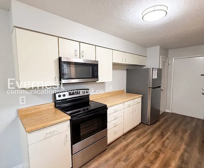 2638 Teal Ave — Photo 3