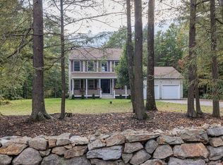 48 Labrador Rd, Farmington, NH 03835