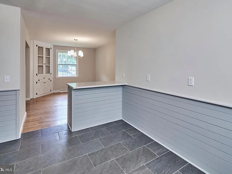 506 Foulkstone Rd — Photo 7