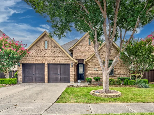 8272 Haltered Horse Ln, Frisco, TX 75036
