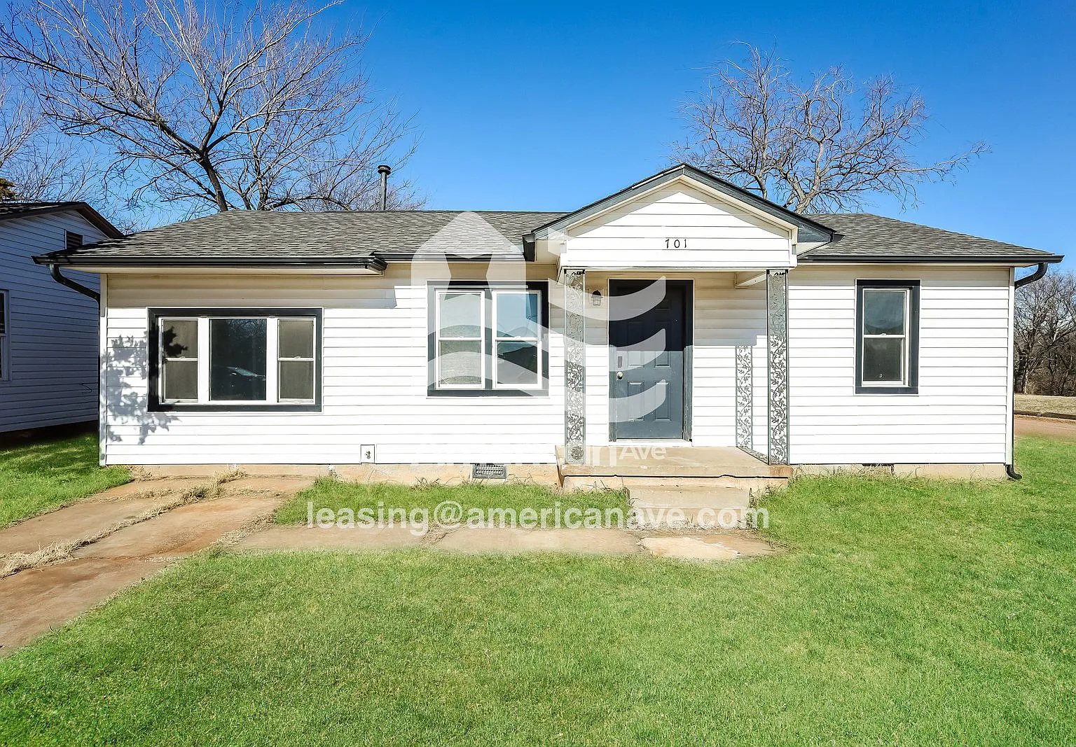 3 bed, 2.0 bath, 876 sqft, $1,022 — Photo 1