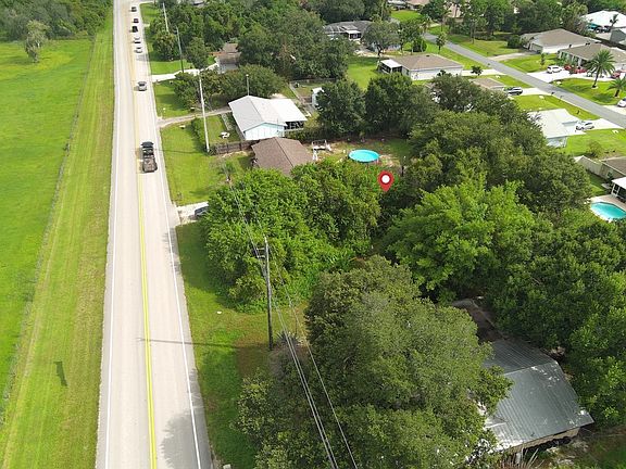 3rd image of 649 Roseland Rd