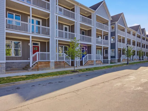 2341 E 18th St, Chattanooga, TN 37404