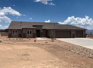 6397 E Saddlehorn Cir, Hereford, AZ 85615