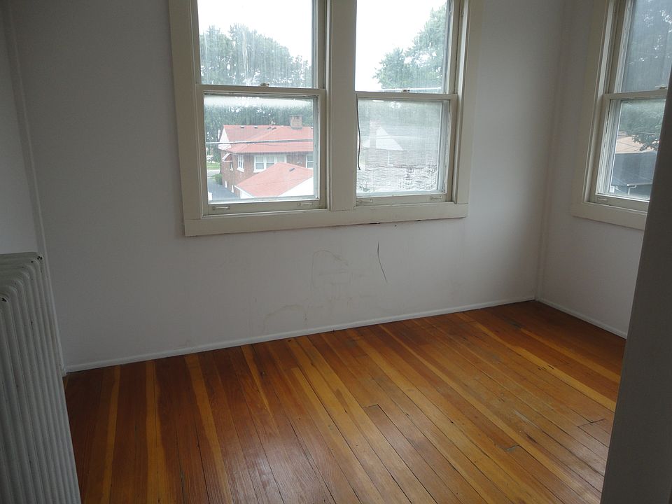 1st image of 1420 Newcastle Ave