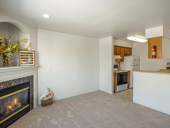 5th image of 1340 W 26th Ave #B-07