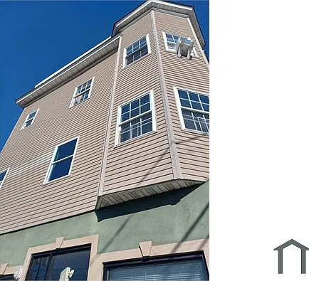 3 bed, $2,450 — Photo 4