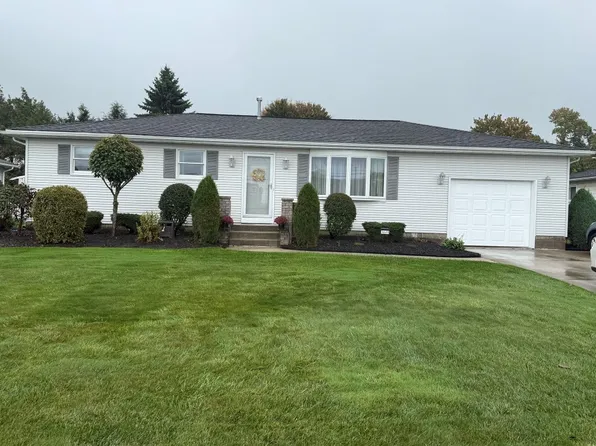 3649 W 38th St, Erie, PA 16506