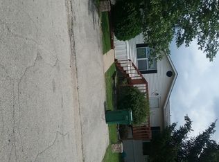 5105 Rockberry Rd, Loves Park, IL 61111