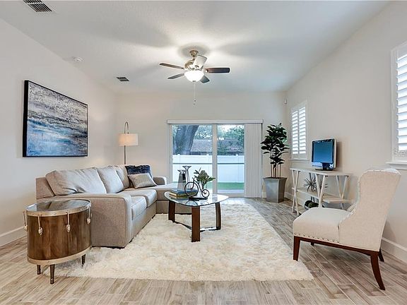 2nd image of 1986 Whitney Oaks Blvd #2
