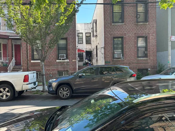 1127 43rd Street image 1 of 3