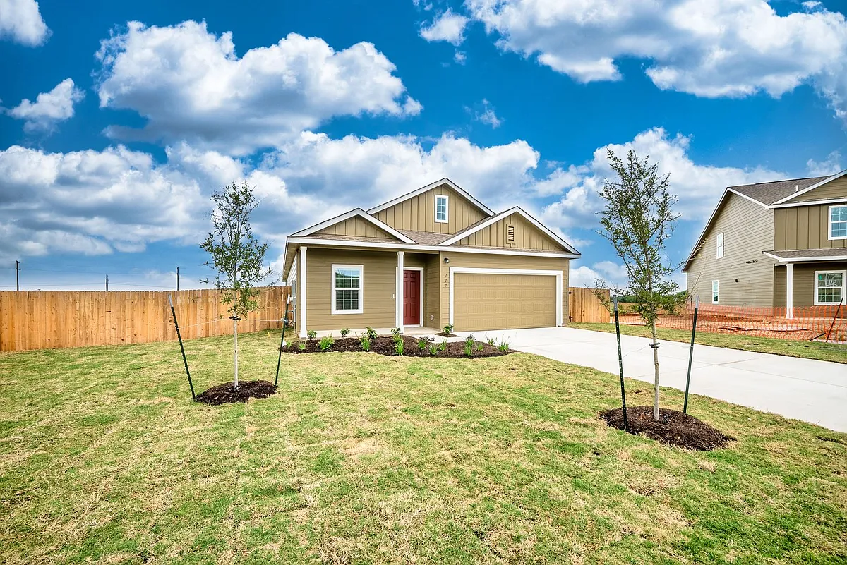 Building Photo - 117 Prairie Dog Town Rd