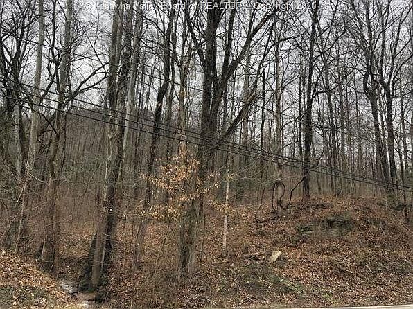 2nd image of 131 Riverfront Dr