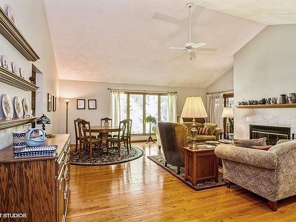 2nd image of 315 Holdridge Ave