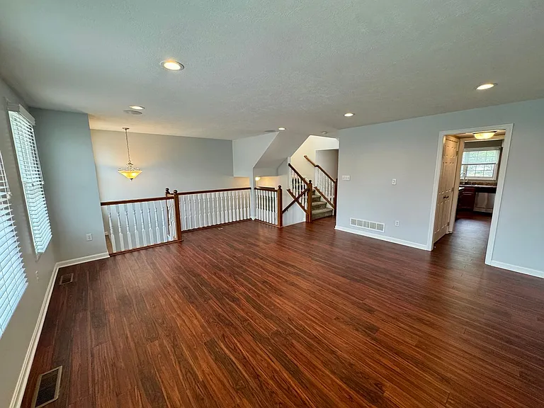 307 Marshall Heights Dr — Photo 13
