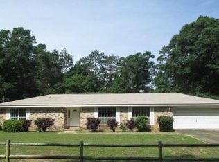 4251 Golden Dr, Milton, FL 32583