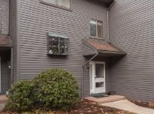 320 Conestoga Way, Glastonbury, CT 06033