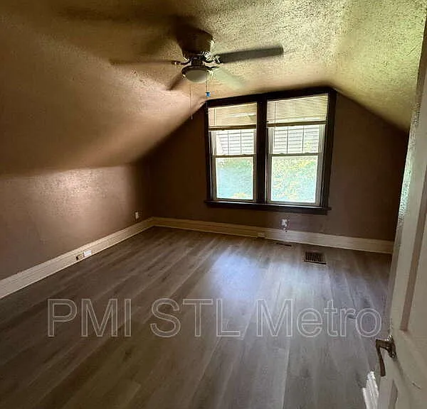 5952 Kennerly Ave — Photo 6