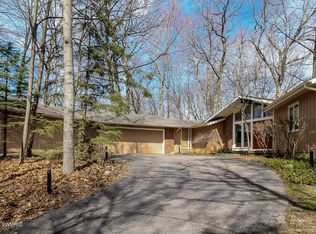 1610 Kitzbuhl Ct SE, Grand Rapids, MI