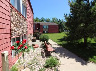 3805 W 4th St APT 5, Waterloo, IA 50701