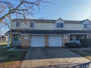 715 Cape Cod #1, South Lyon, MI 48178