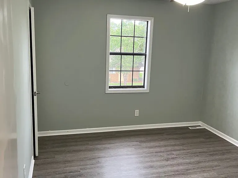 59 Evergreen Ln — Photo 21