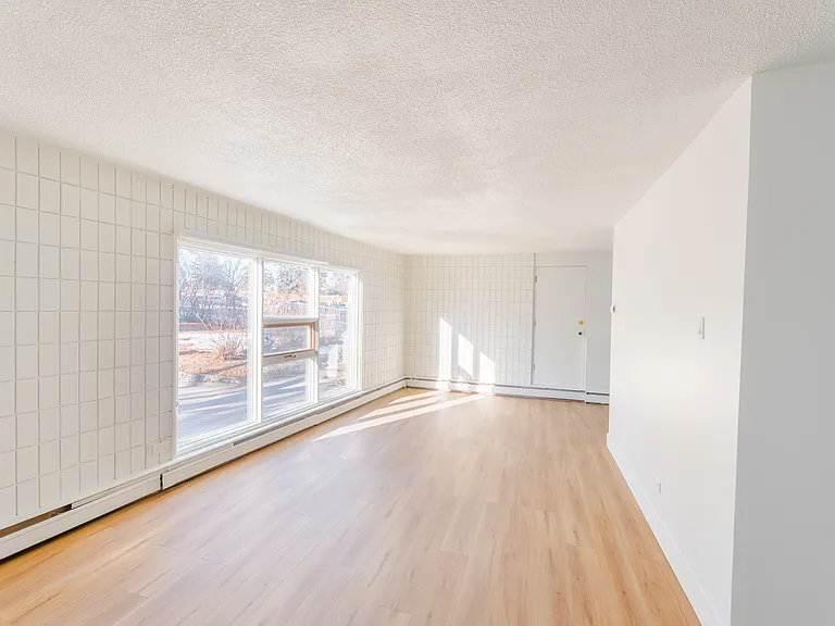 815 50th Ave SW — Photo 36