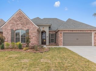 104 Capstone Xing, Lafayette, LA 70506