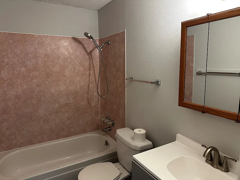 22920 NE Halsey St — Photo 8