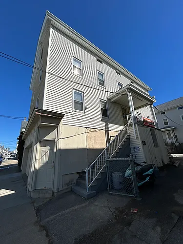 11 Davis St #1 Photo 1