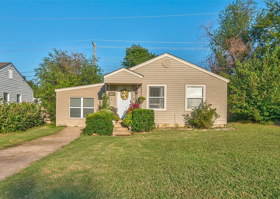 1st image of 422 Monroney Dr