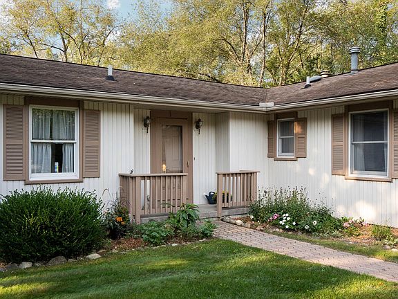 2nd image of 9077 Stoneyfield Ct