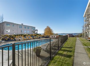 201 2nd St S APT 102, Kirkland, WA 98033