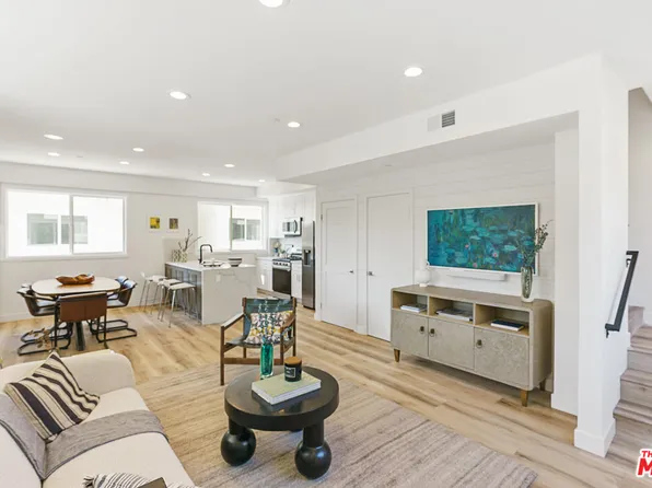 14667 W Sara Ln, Panorama City, CA 91402