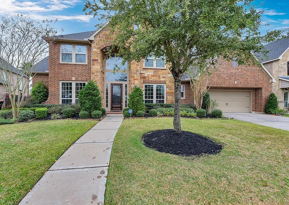 1st image of 2518 Graystone Crossing Dr
