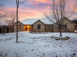 208 Calvey Crossing Ln, Robertsville, MO 63072