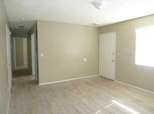 12929 Navajo Rd APT 2, Apple Valley, CA 92308