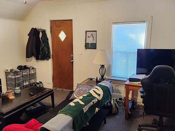 2nd image of 1820 Wood St #1820