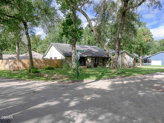 5th image of 335 Bent Creek Ln