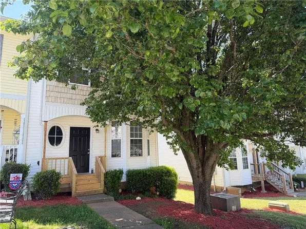 68 Timber Ridge Dr, Cartersville, GA 30121