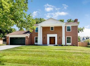 1985 Hythe Rd, Columbus, OH 43220