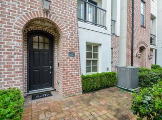 2017 Fannin Sta, Houston, TX 77045